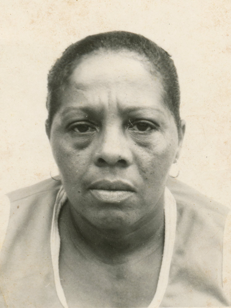 ac2510-archive-bruja-47HR