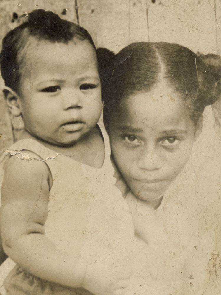 ac2510-archive-bruja-4HR