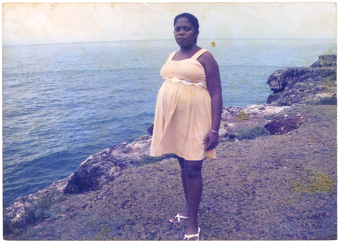 2504-archive-bruja-0153