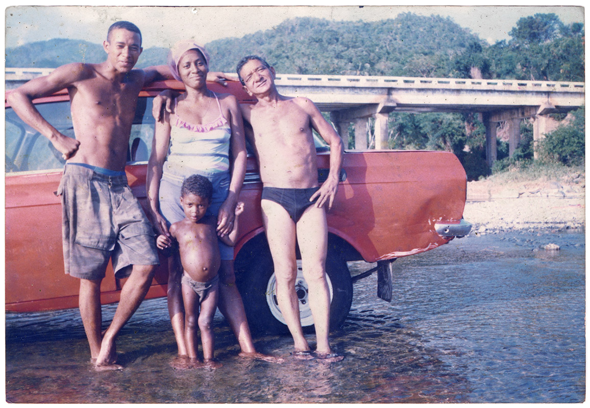 2504-archive-bruja-0225