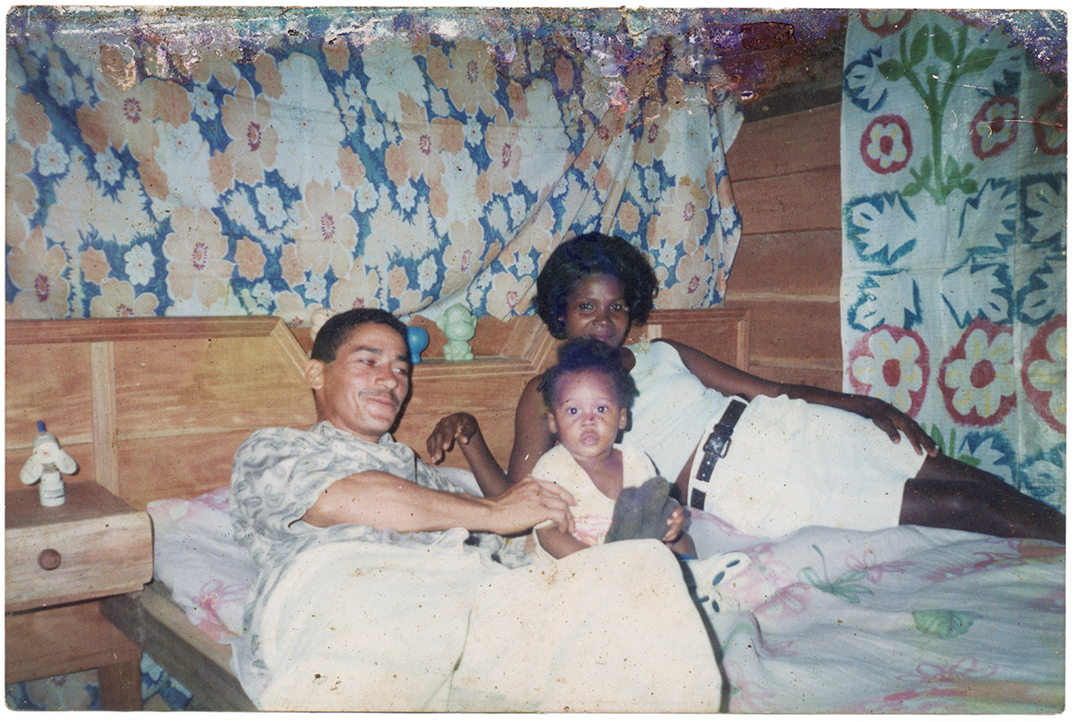 2504-archive-bruja-028